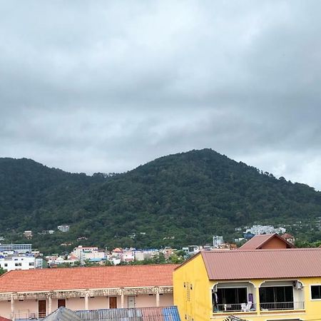 Chusri Hotel Patong Exterior photo